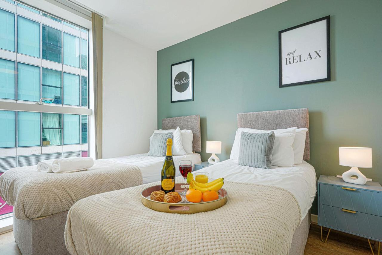 Executive Hub: 2br With Parking & Netflix